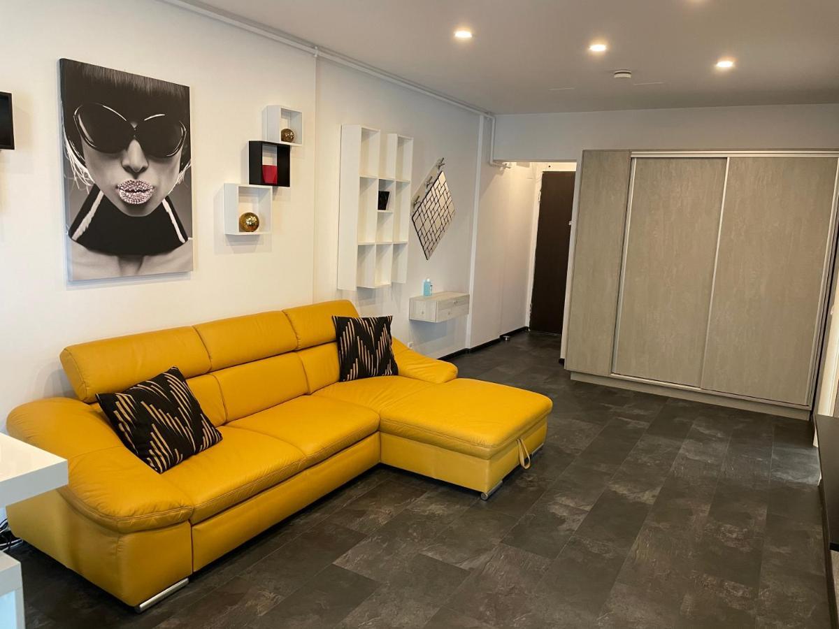 Fancy Westpark 2 Residence Lakeview W7 Bukarest Kültér fotó