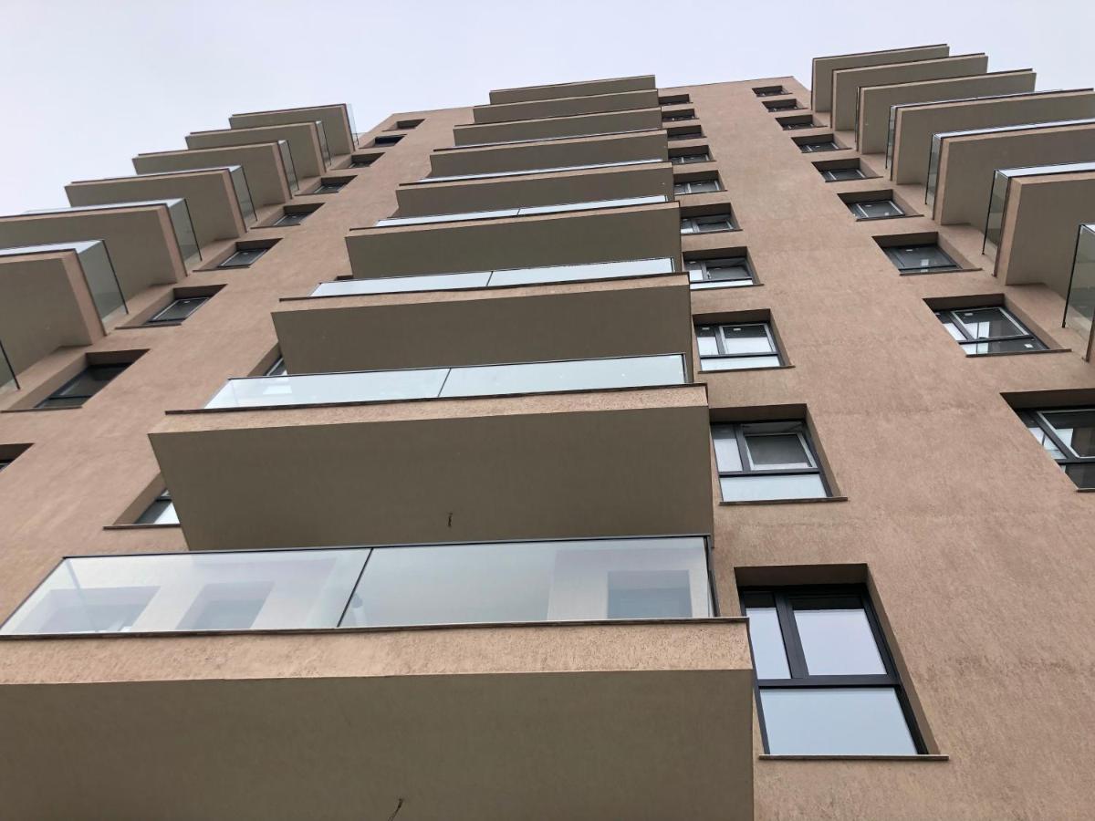 Fancy Westpark 2 Residence Lakeview W7 Bukarest Kültér fotó